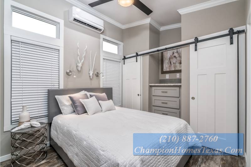 Champion 1 bed 1 bath Porch Model APH-520