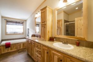 Pine Mountain Cabin 900 1820 Square Feet, 3 Bedrooms, 2 Bathrooms, Multi-Section